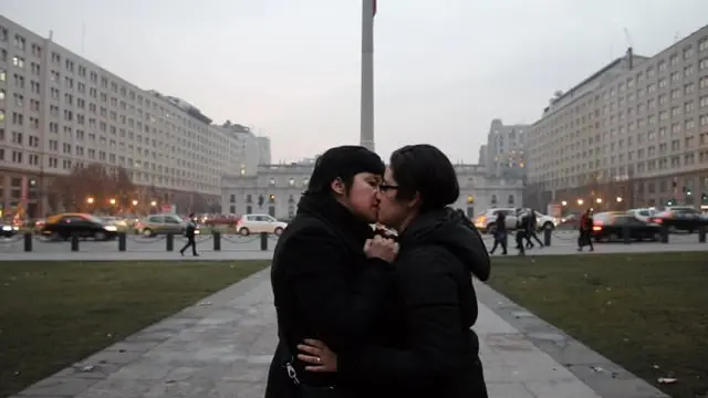 Besos en La Moneda