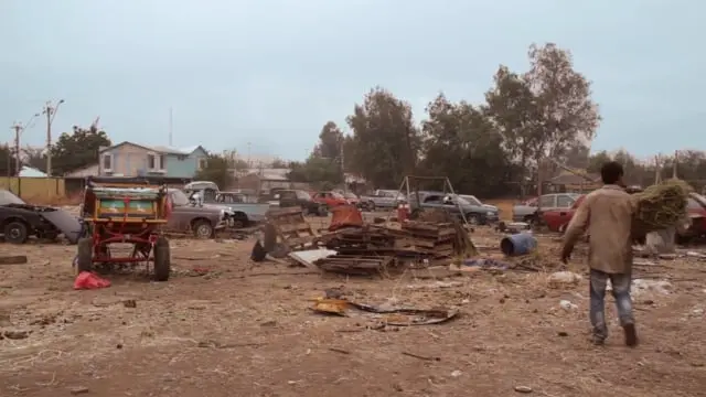 Escuela MAFI: Potrero de autos