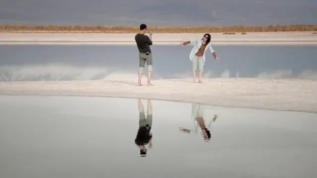 Turistas de la laguna Cejar