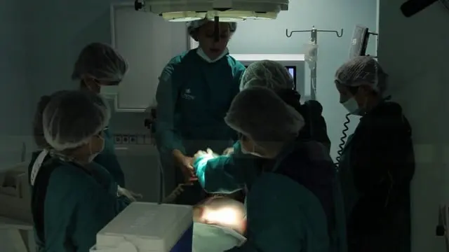Jugando al doctor
