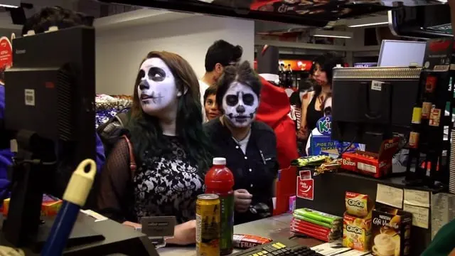 Los muertos fuman mentolados
